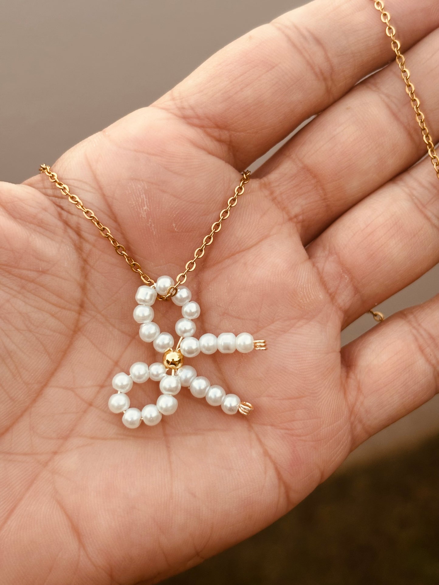 Mini Bow Pearl Necklace