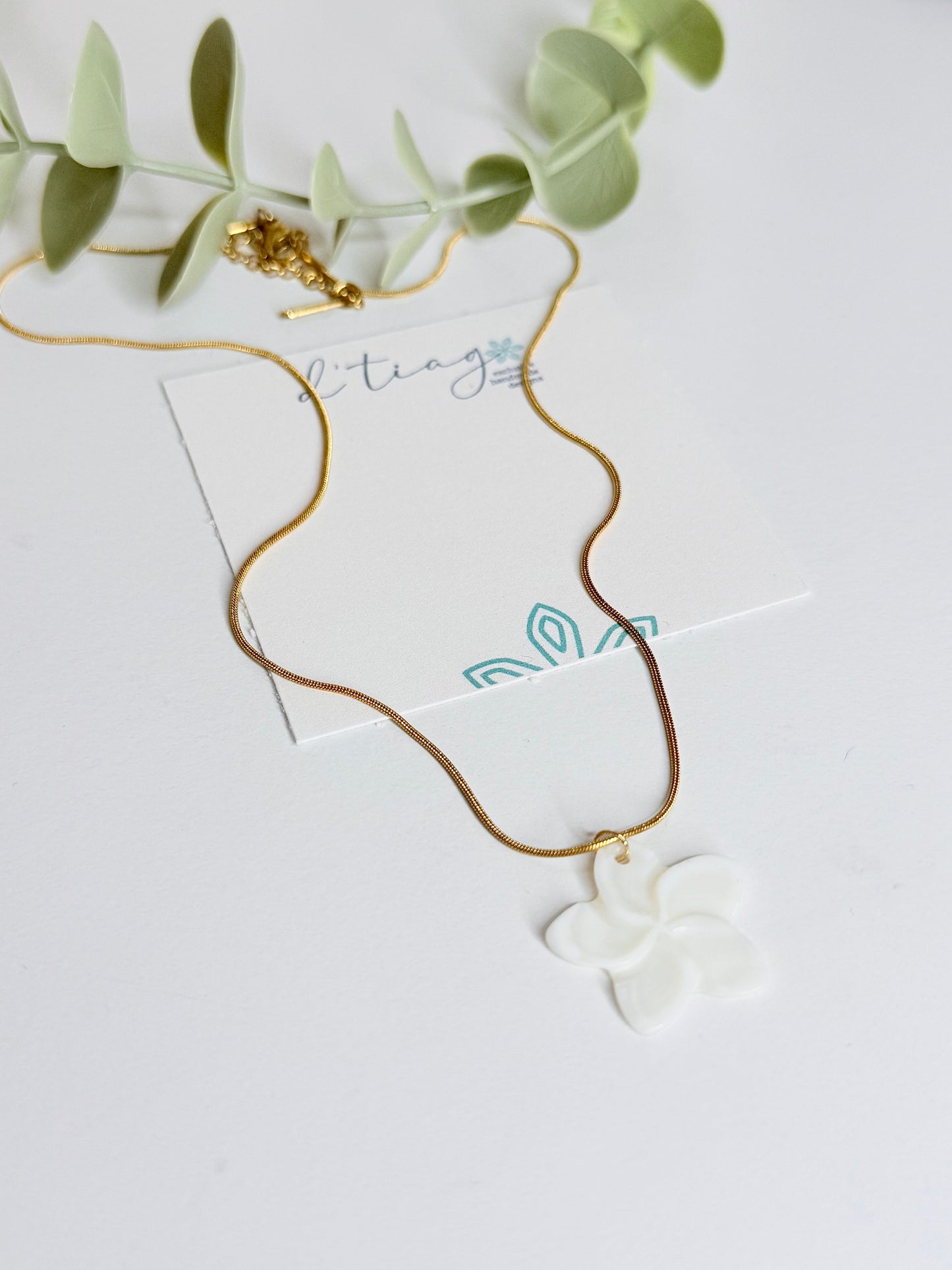 Seri Flower Necklace