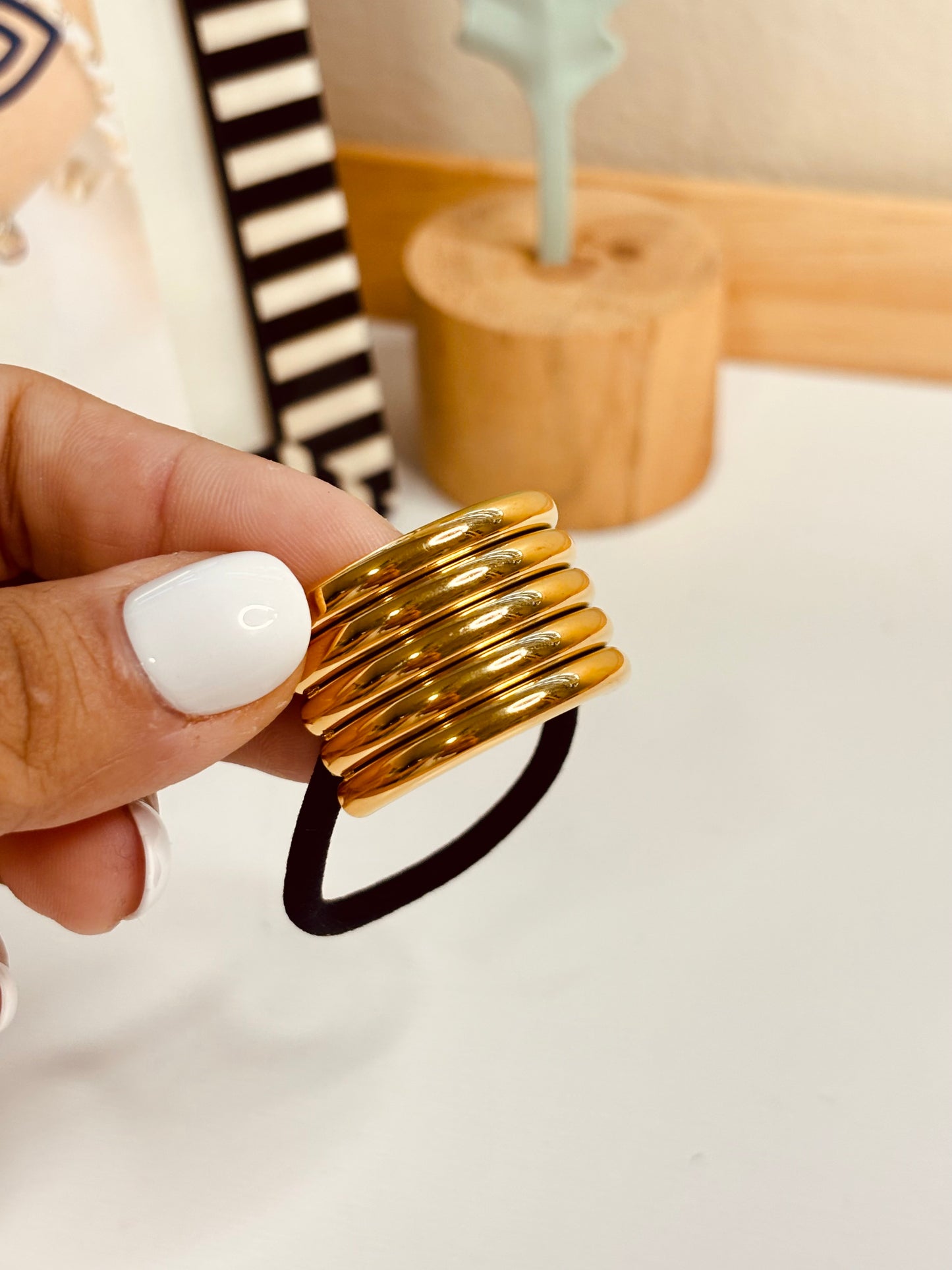 Hair accessories- mini, multi gold