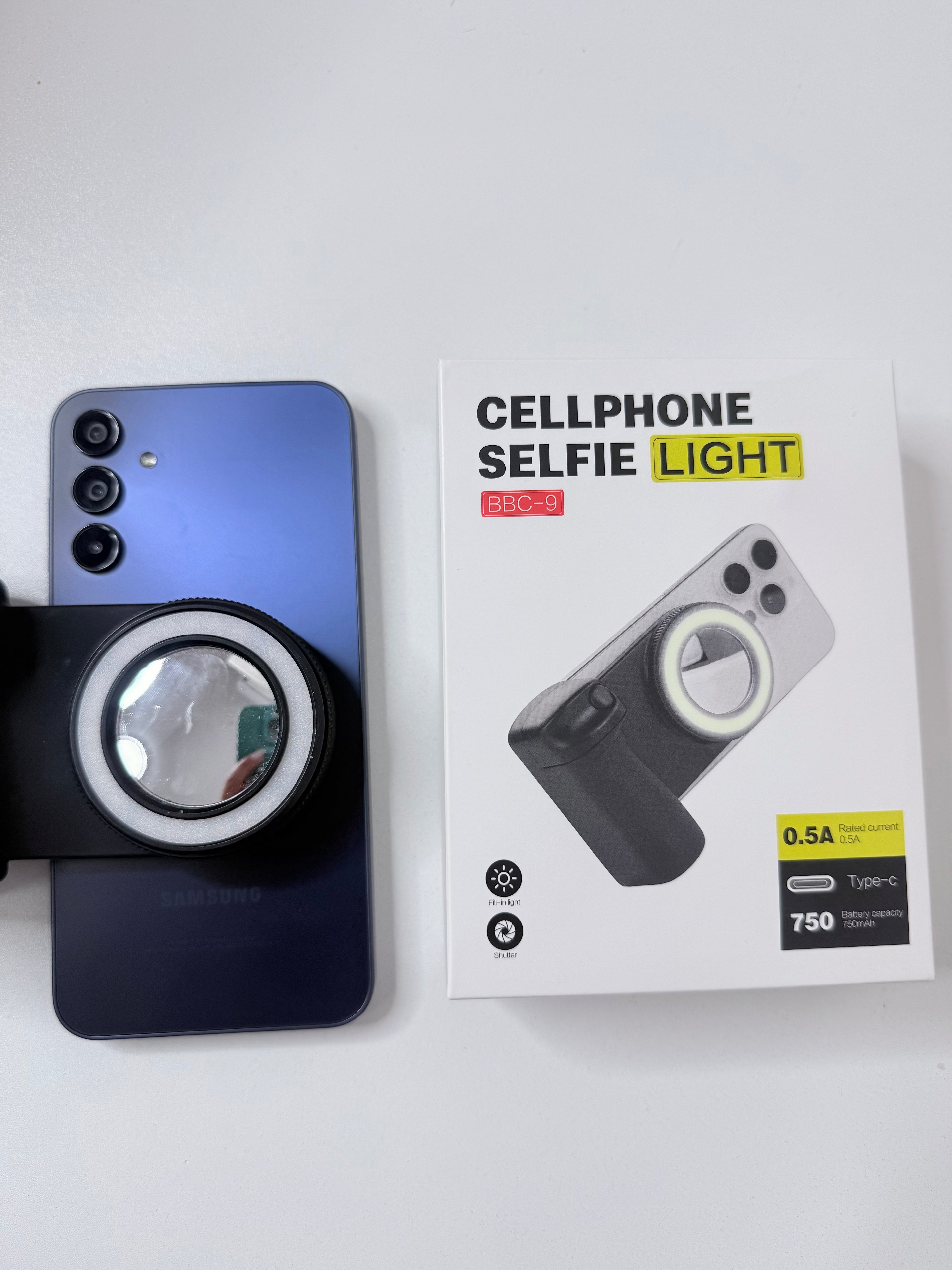 Phone Grip/ Selfie Light