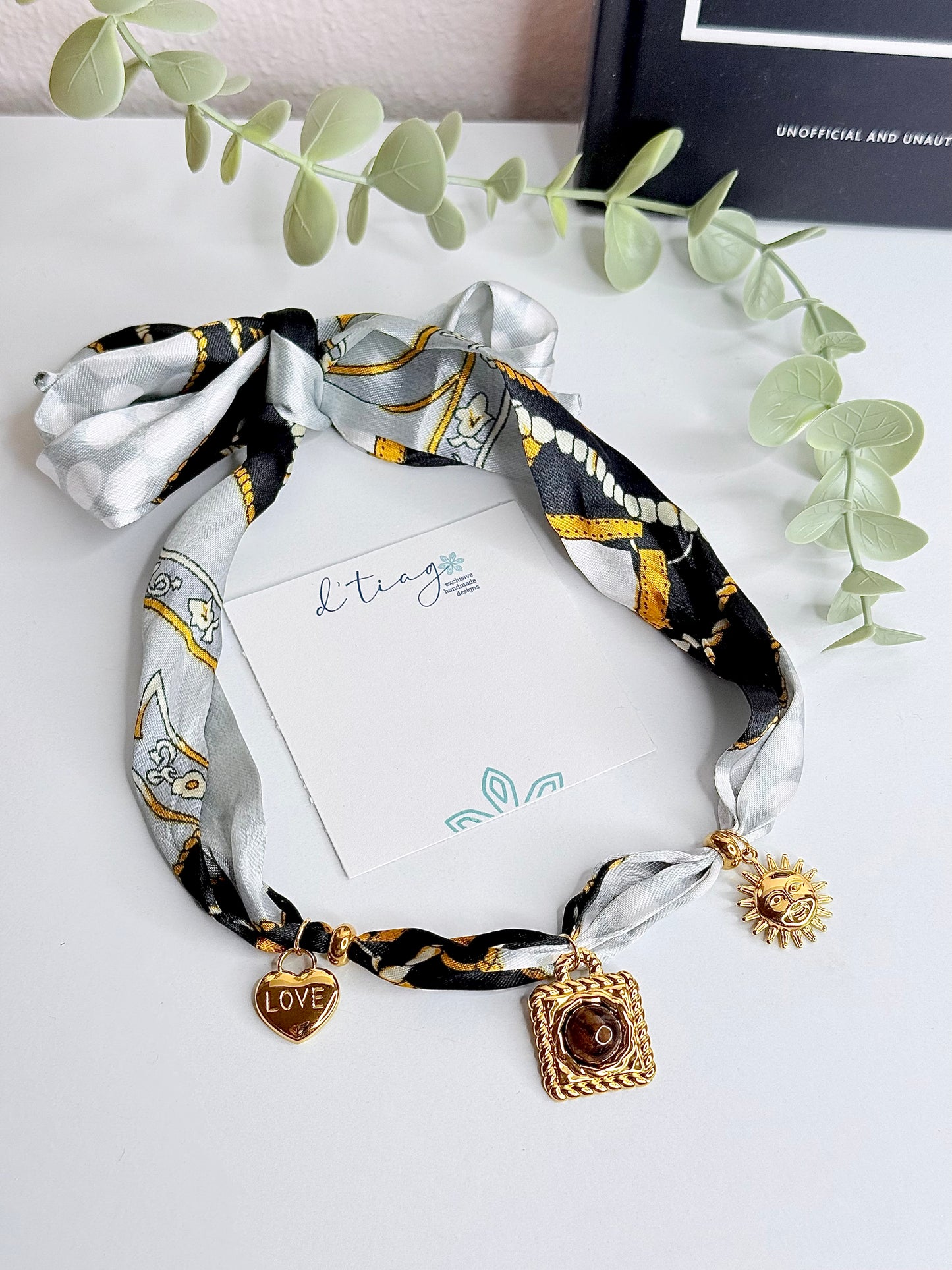 Stella Necklace/Bracelet/Black