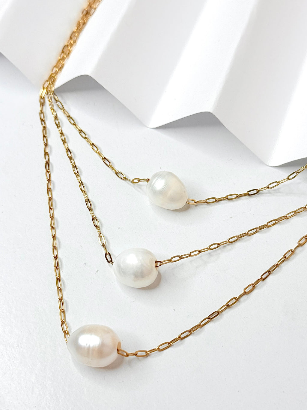 Free Pearl Necklace Marzo Promo