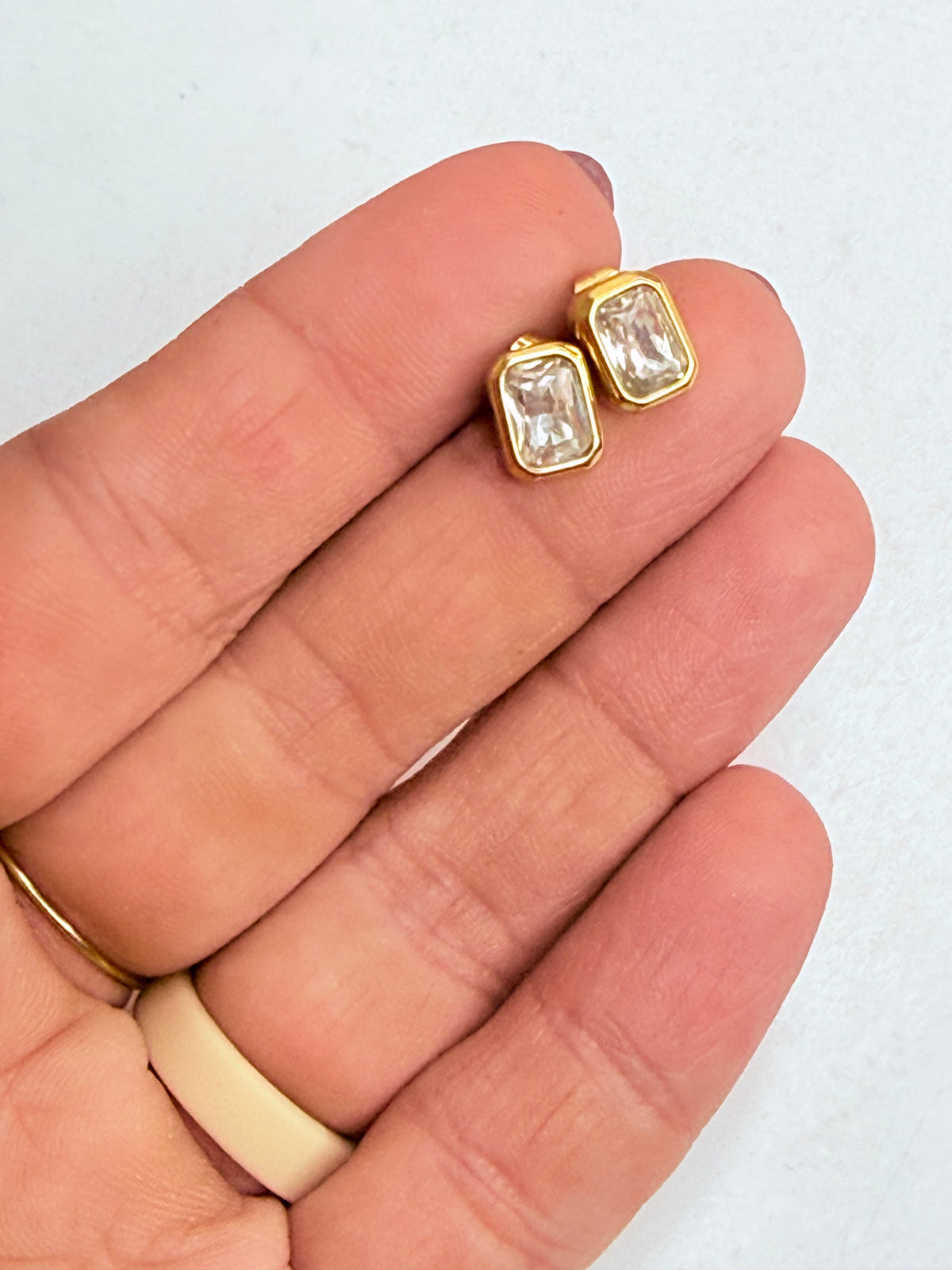 Mini clear Earrings