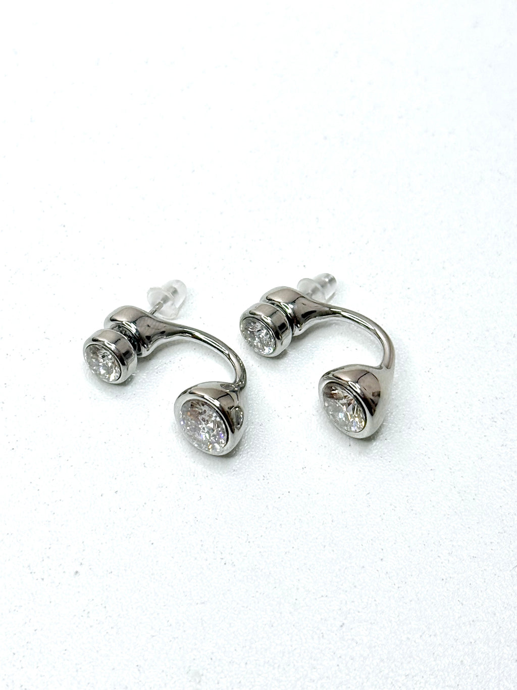 Alena Diamond Earrings Anniversary Edition (se venden individuales)