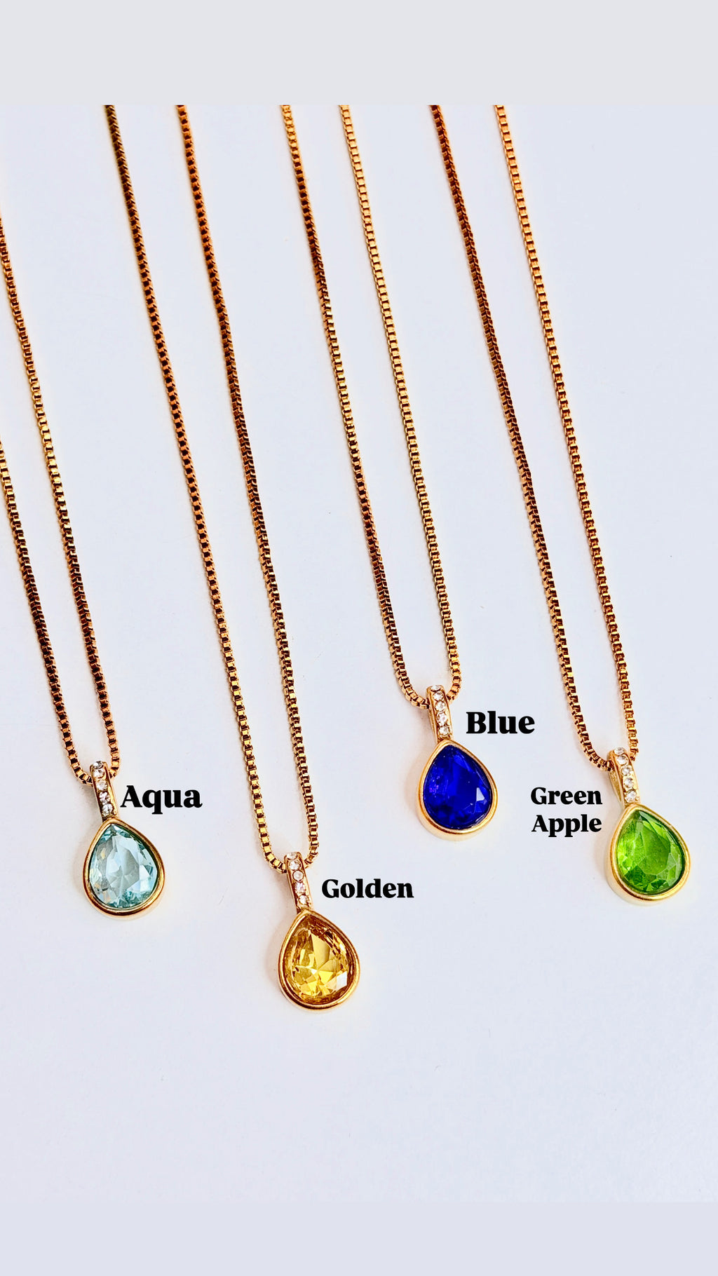 Princess Drop Necklace (vienen con cadena)