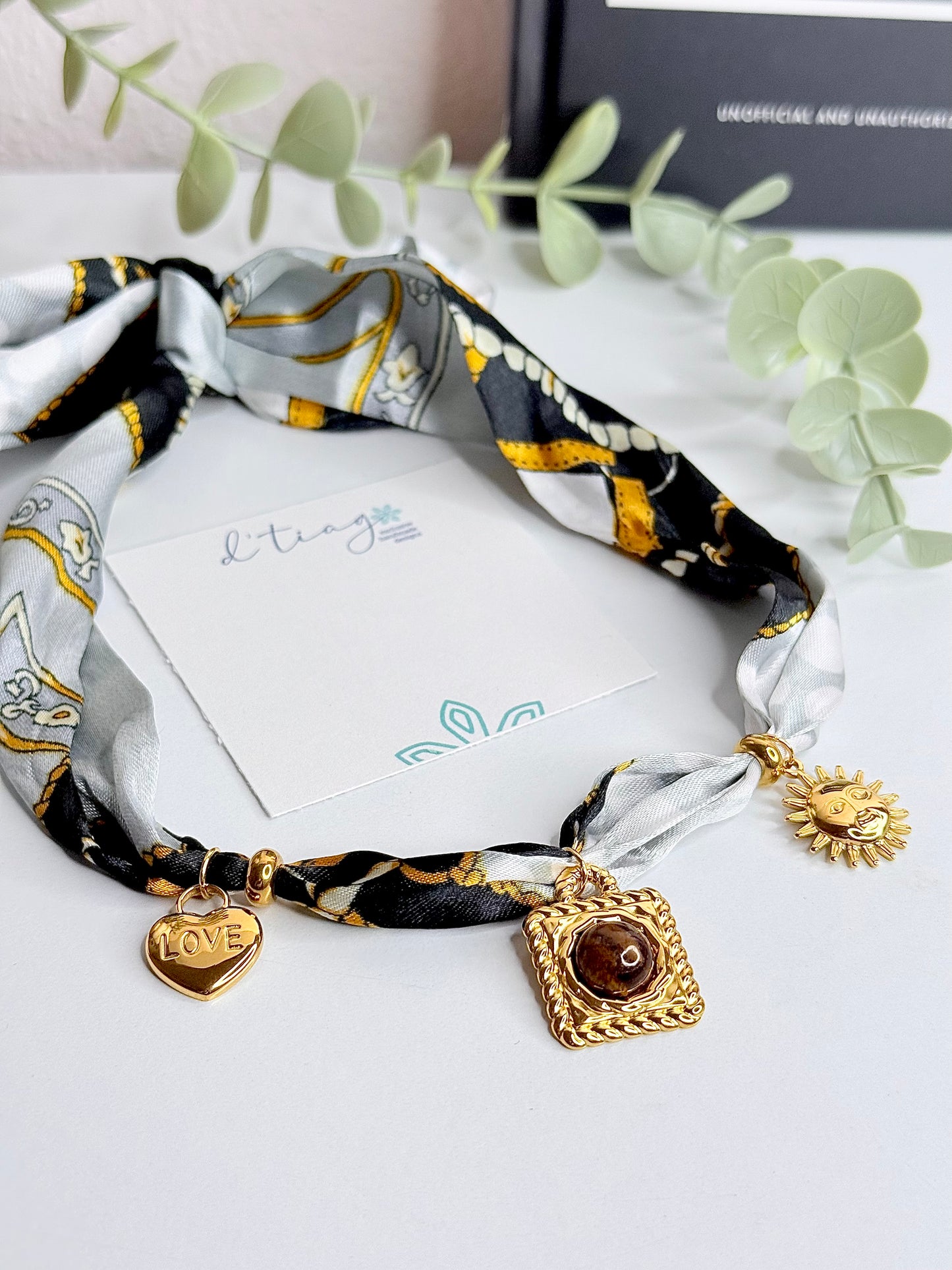 Stella Necklace/Bracelet/Black