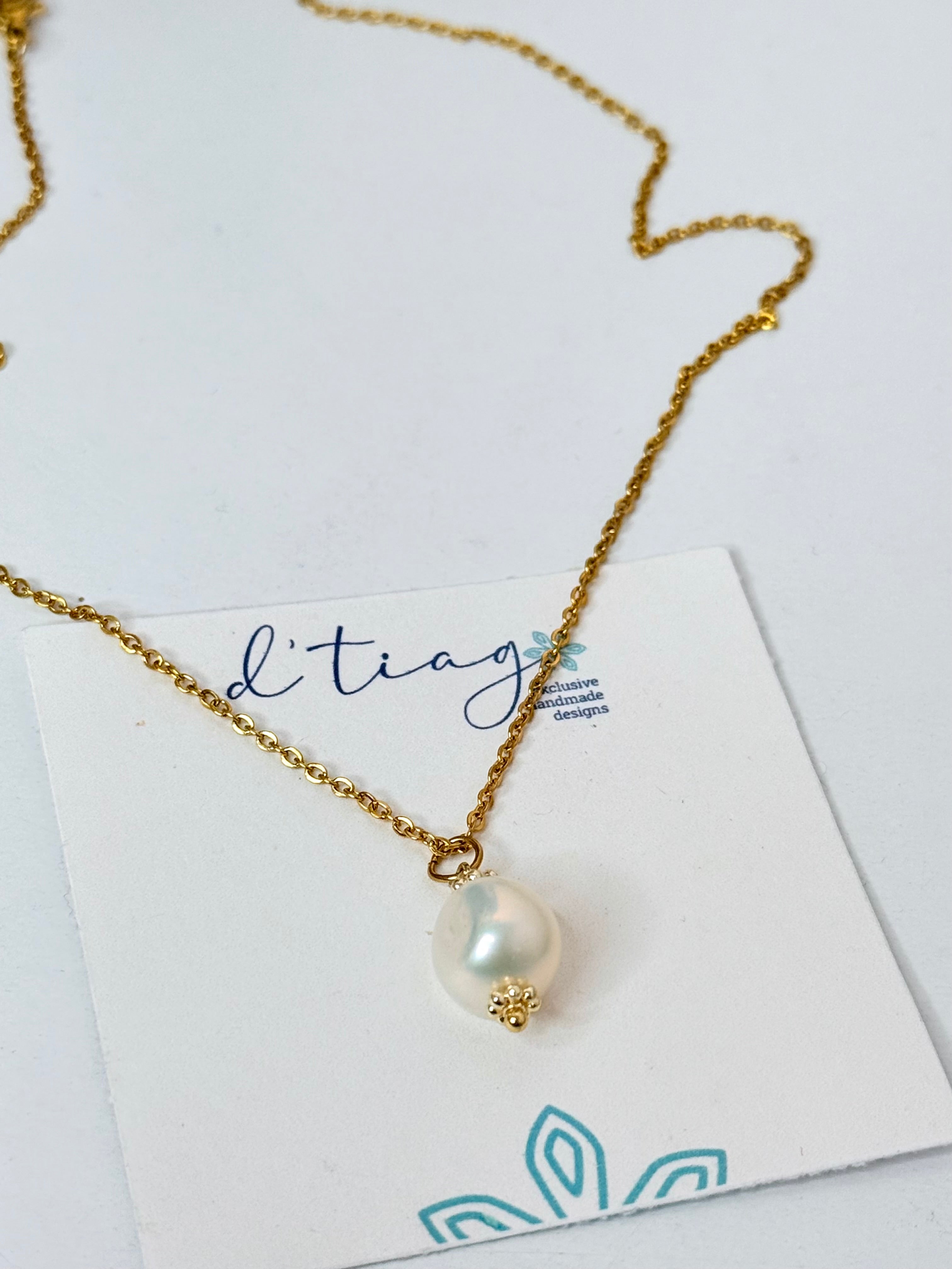 Single Pearl Necklace