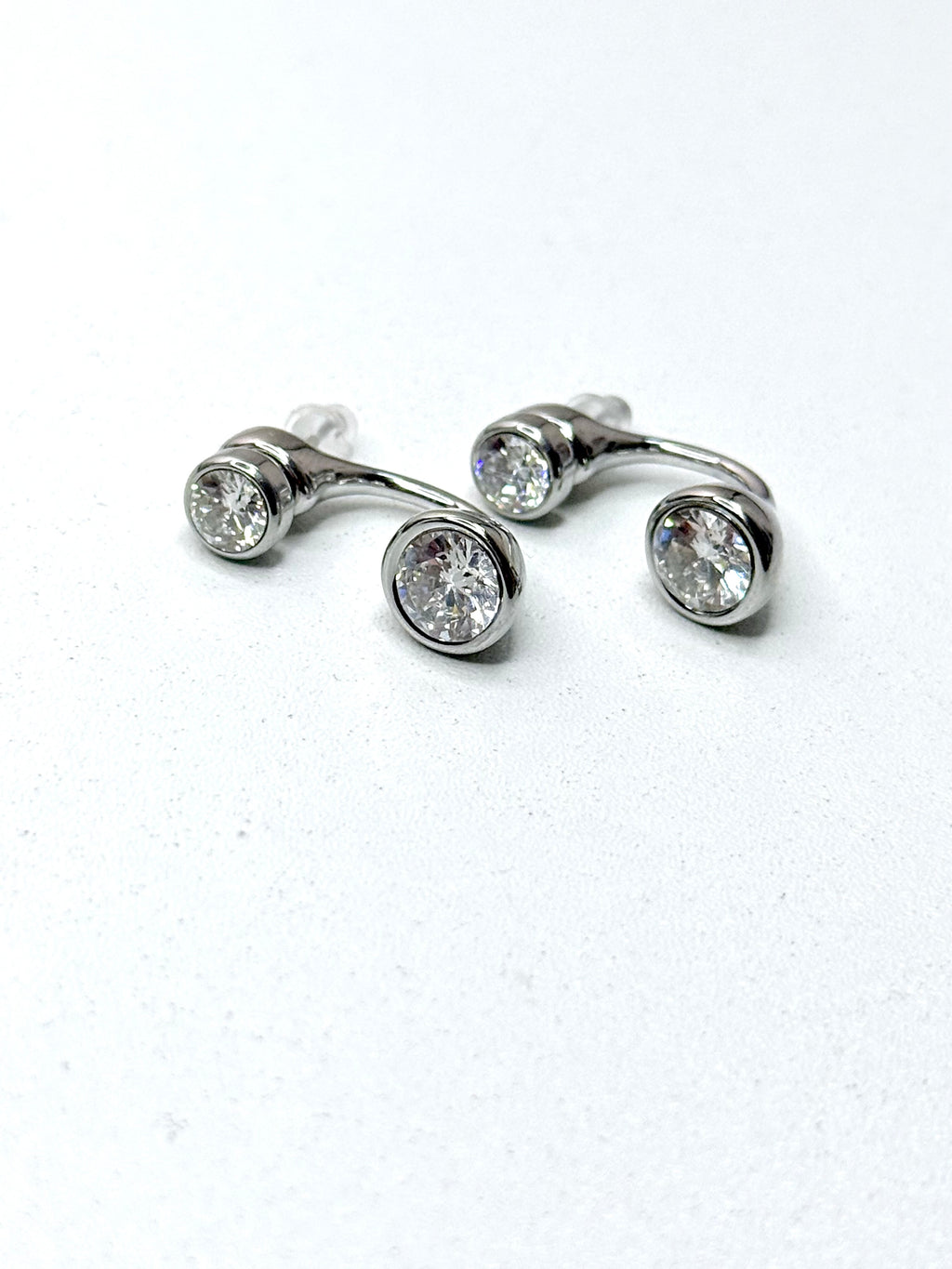 Alena Diamond Earrings Anniversary Edition (se venden individuales)