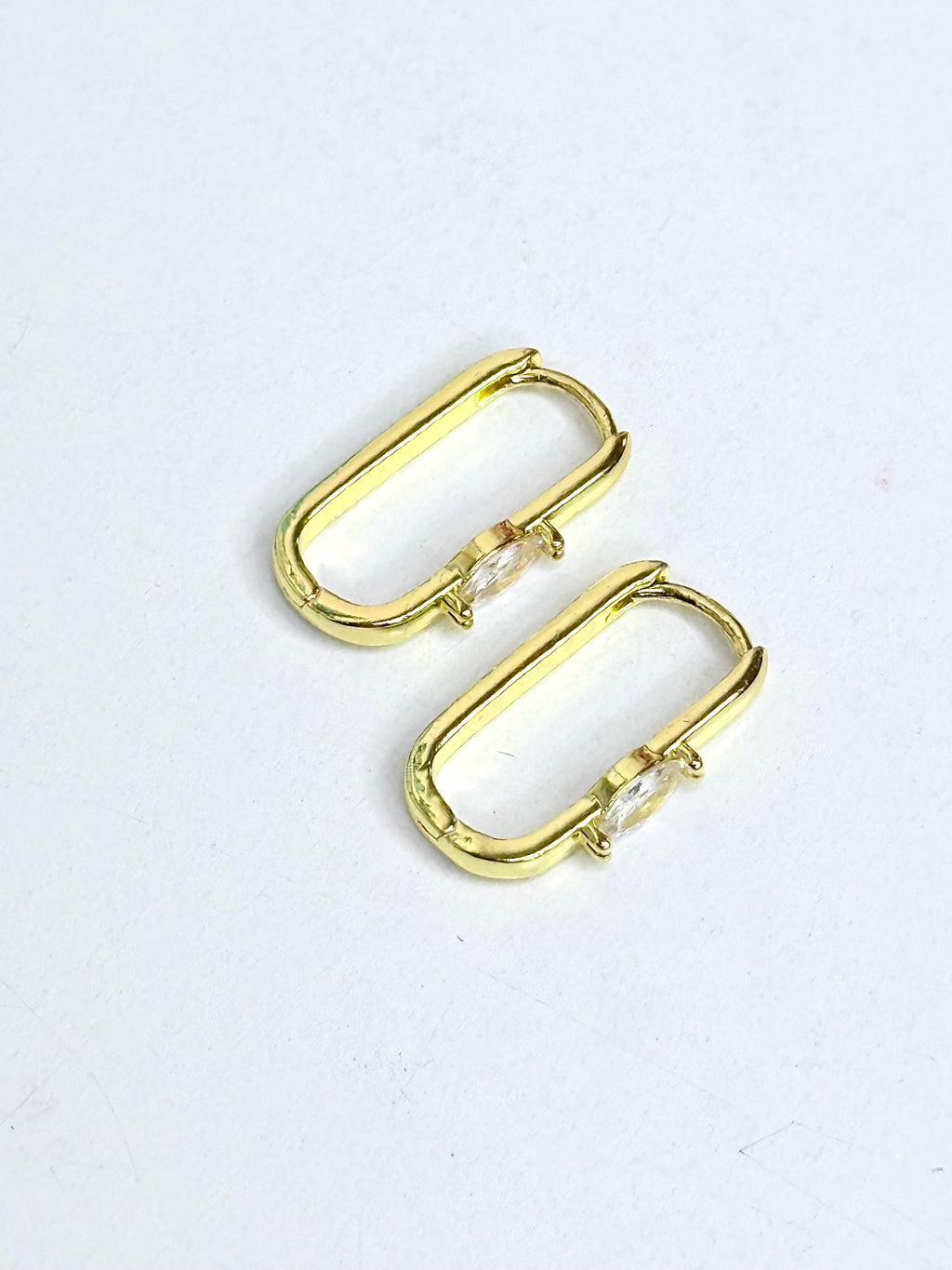 Single Cristal Hoop Earrings