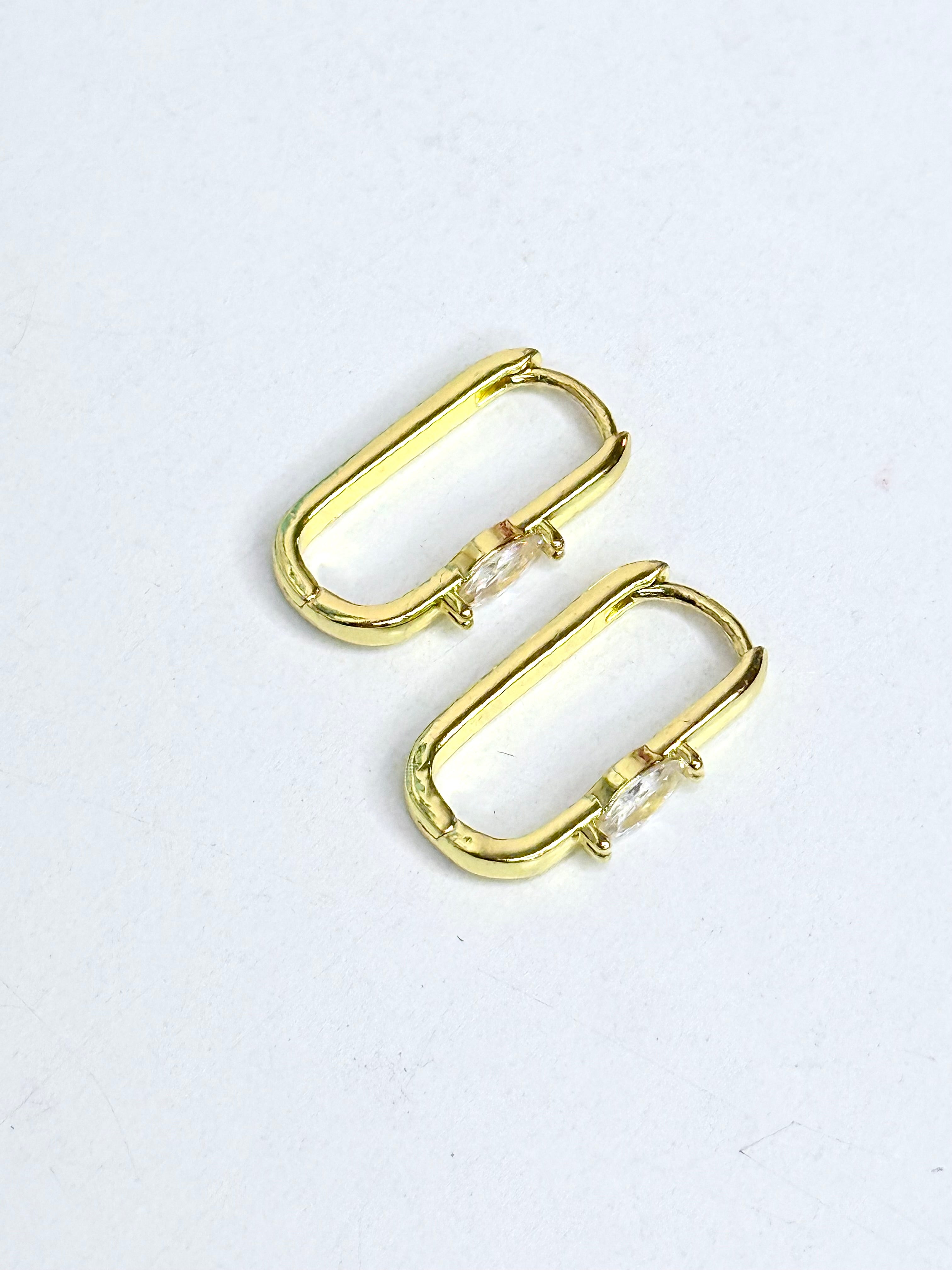 Single Cristal Hoop Earrings