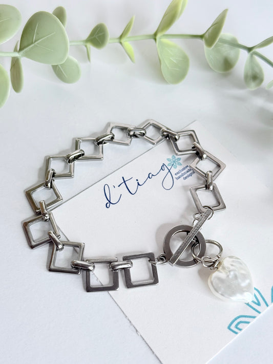 Sussy Bracelet