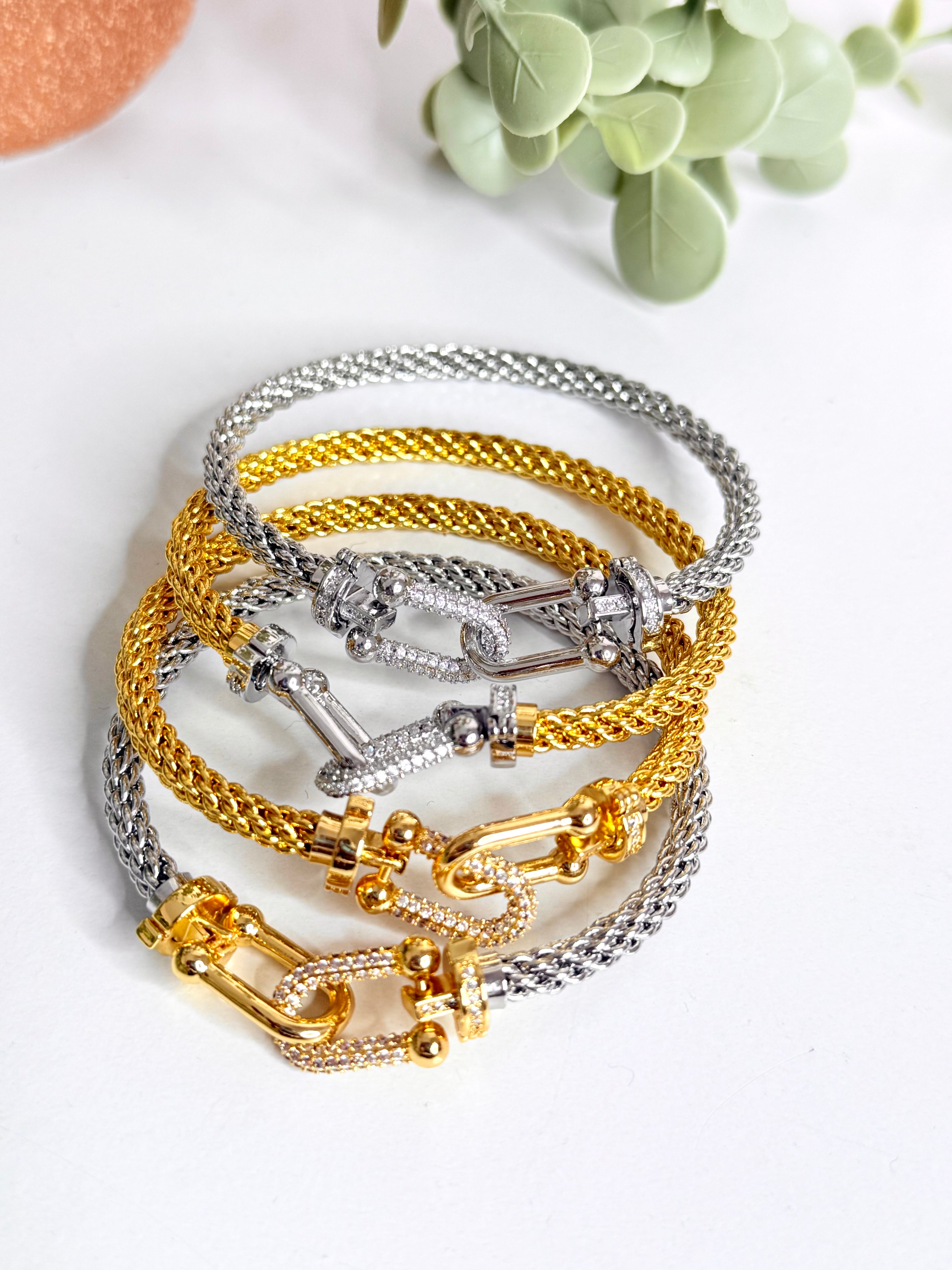 Carola Bracaelet