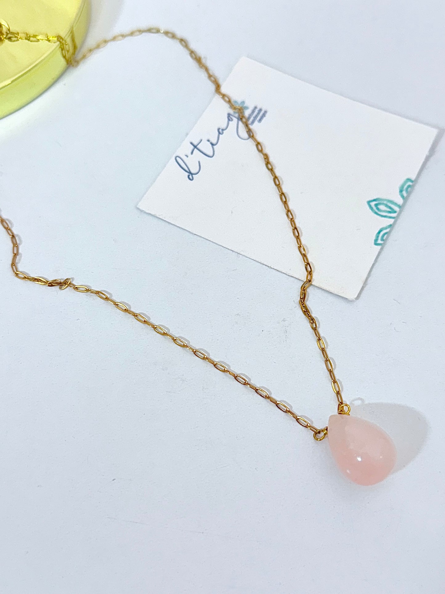 Cuarzo Rosa Drop Necklace