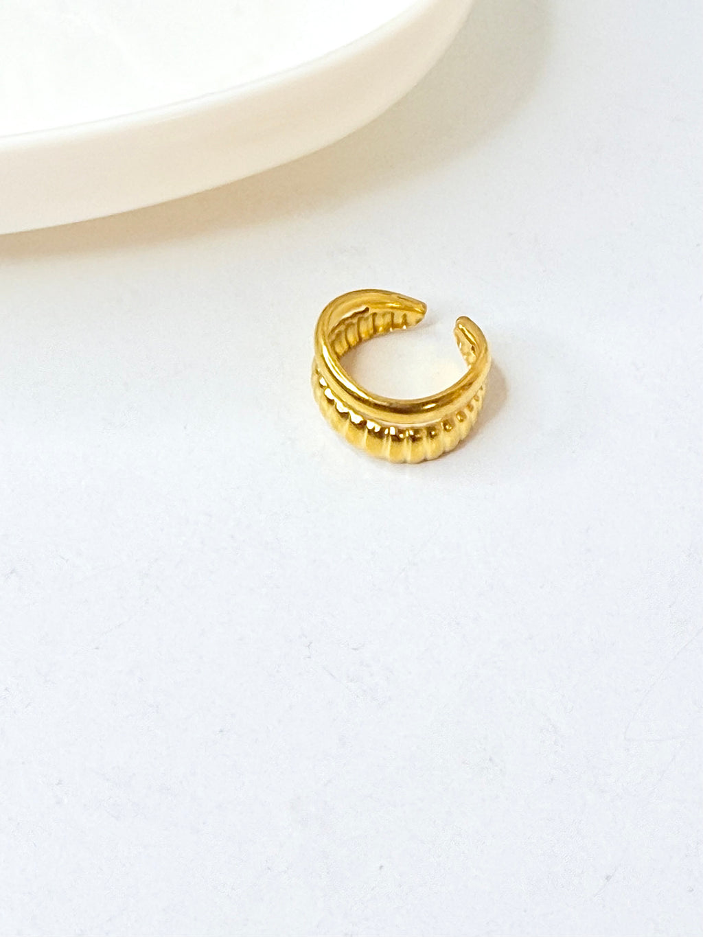 DAS RING  024
