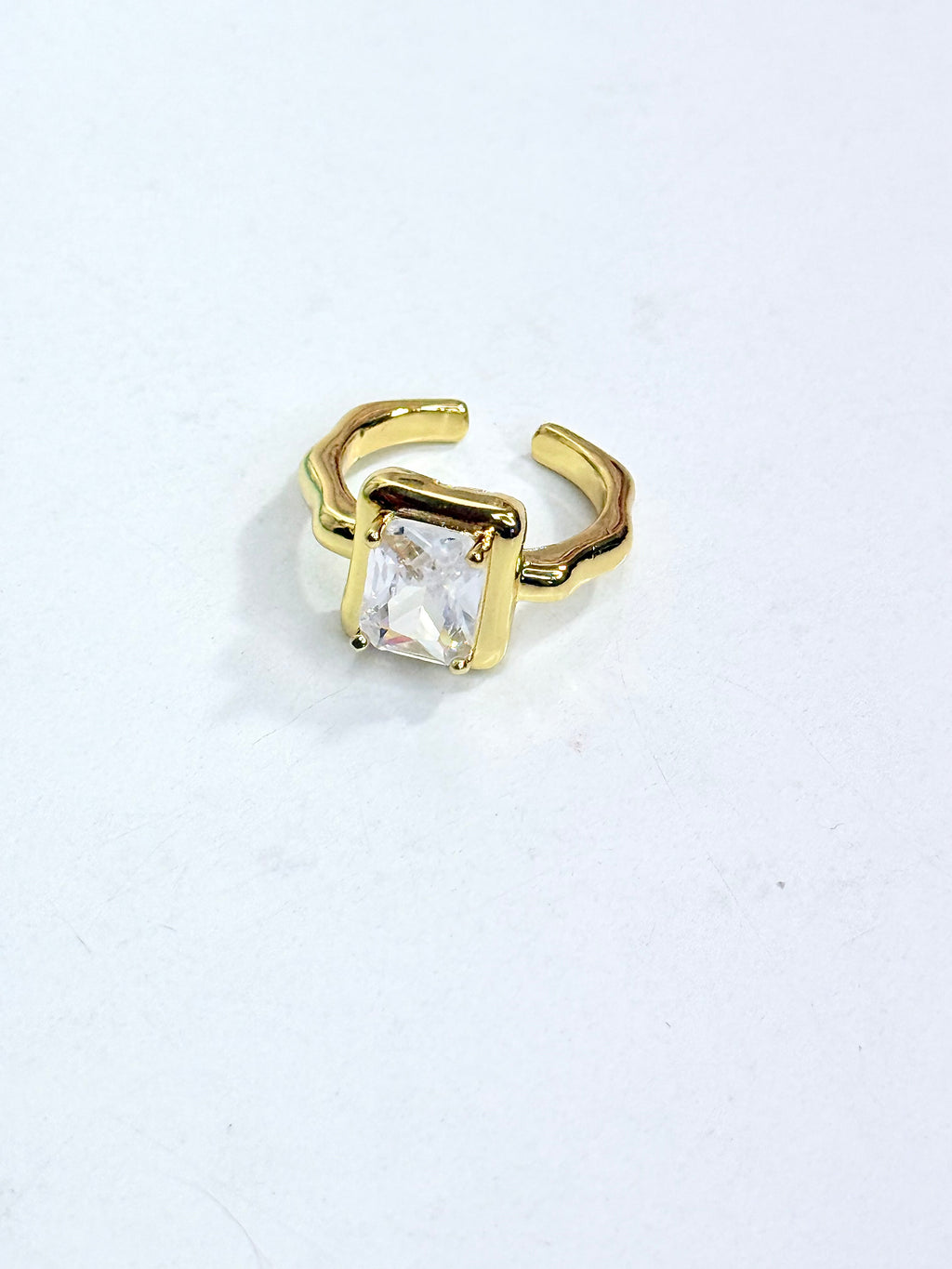 Single Diamond Ring