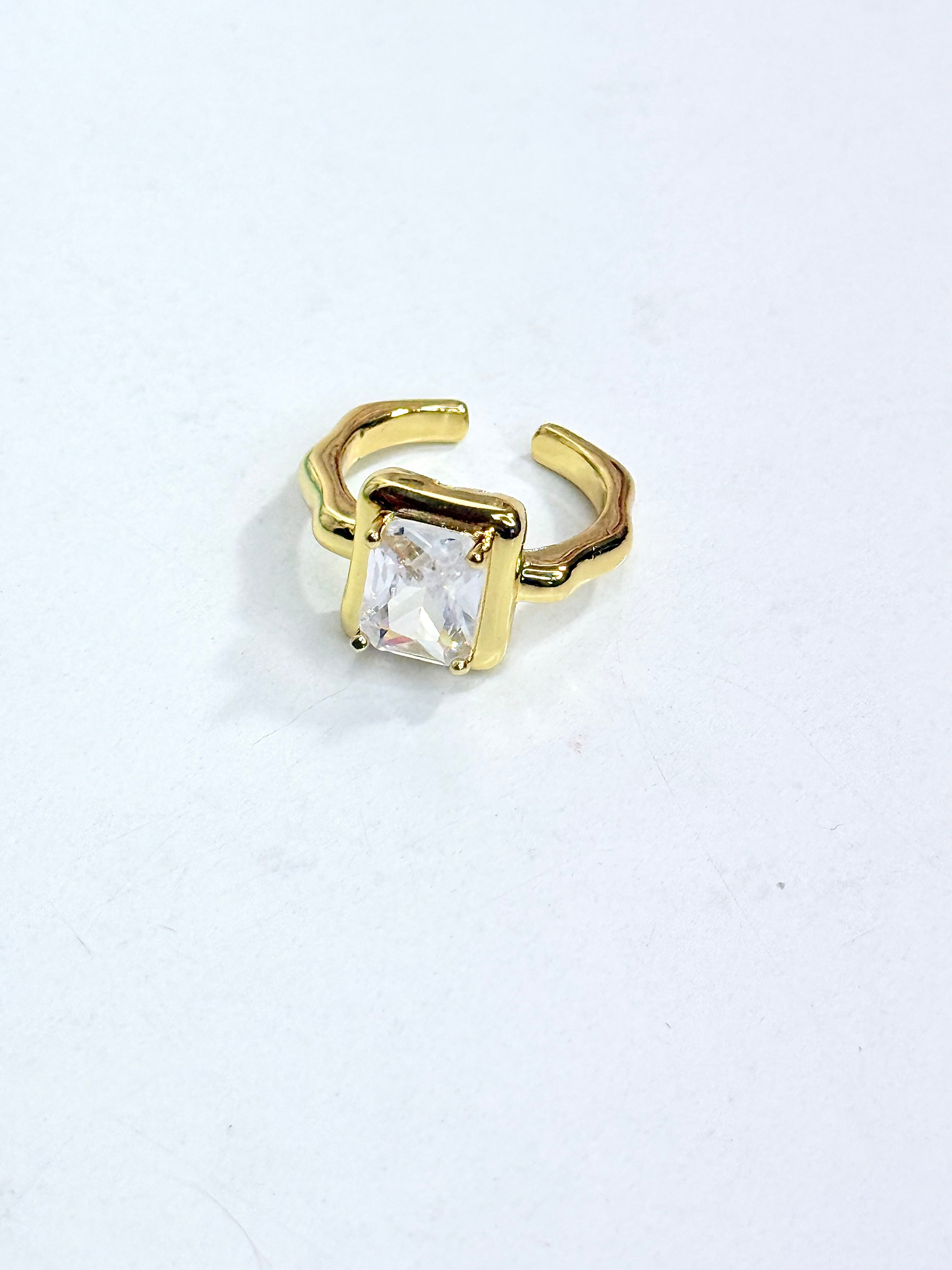 Single Diamond Ring