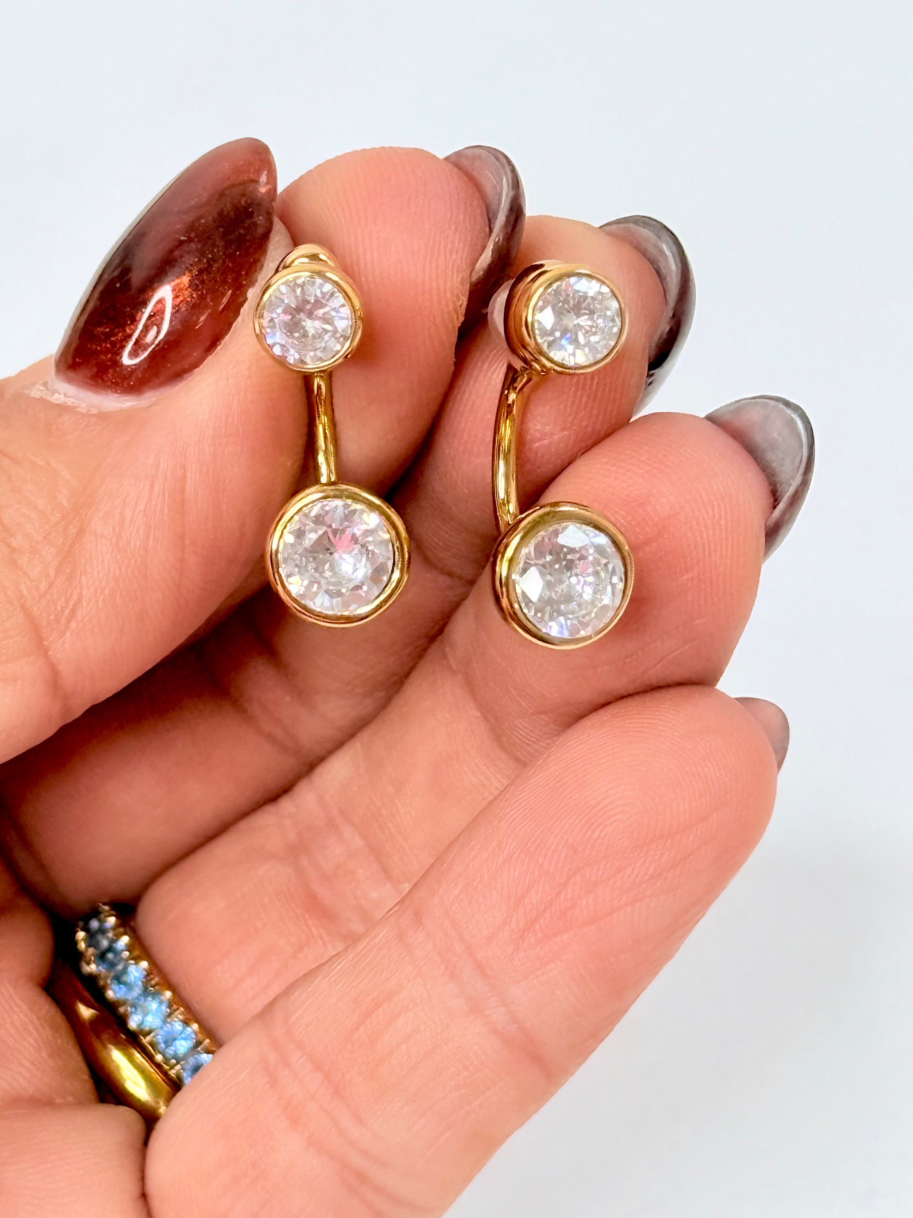 Alena Diamond Earrings Anniversary Edition (se venden individuales)
