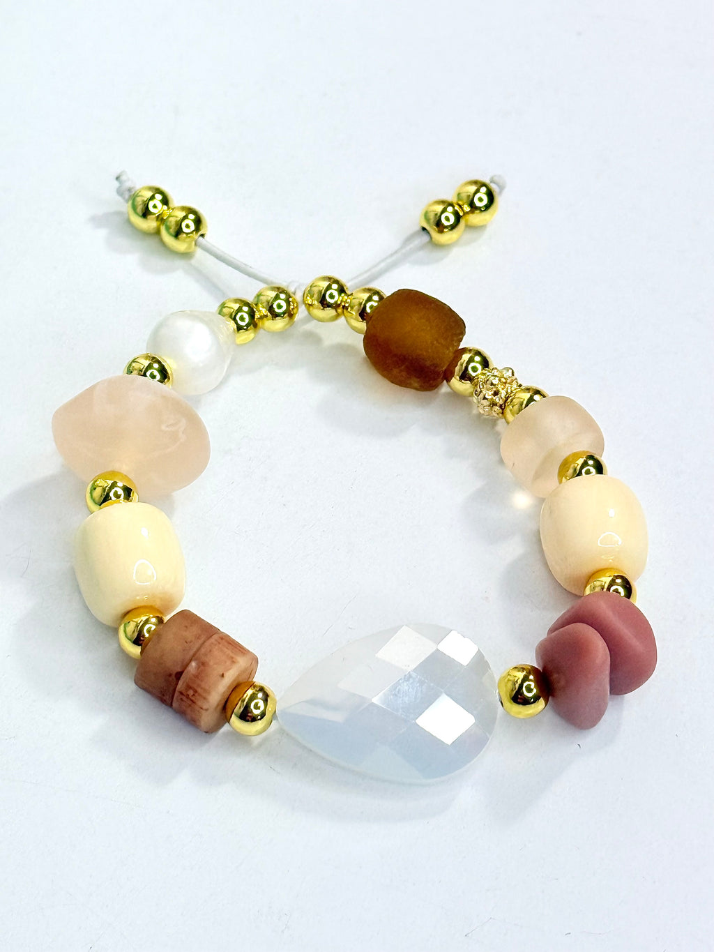Hila Bracelet 2
