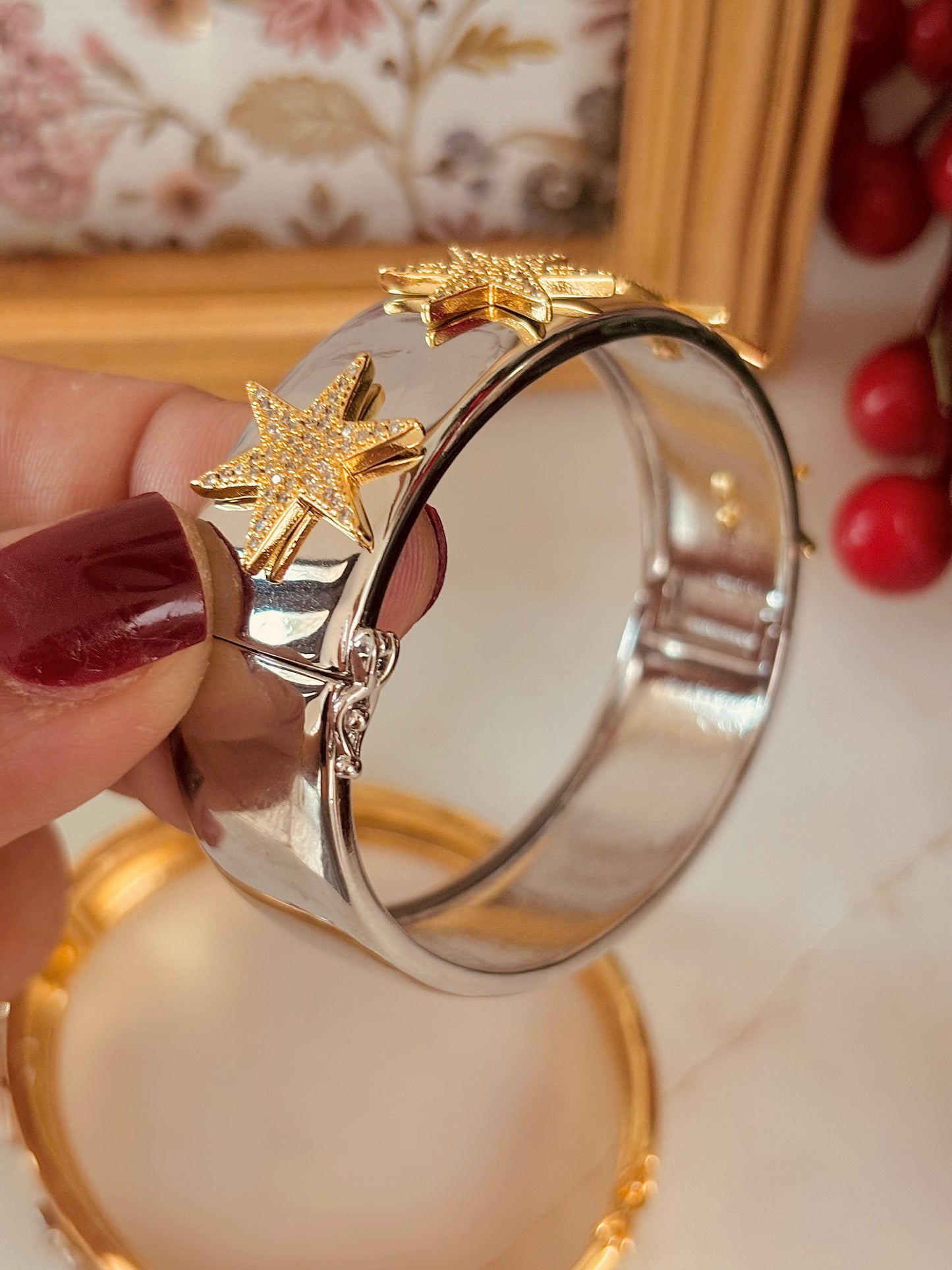 Star Bangle Bracelet