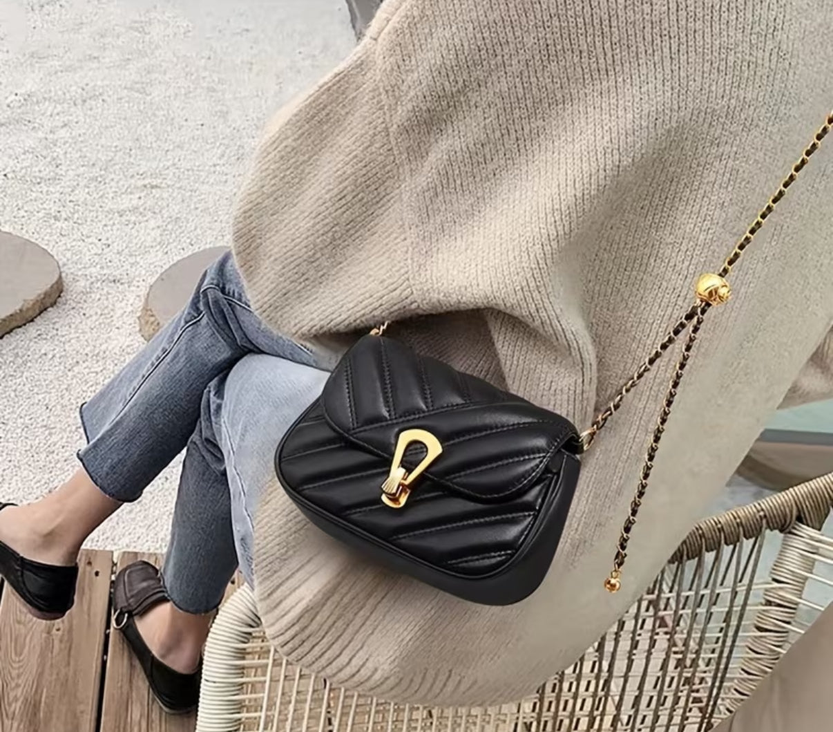 Korean Style Zara Bag (Black & Beige)
