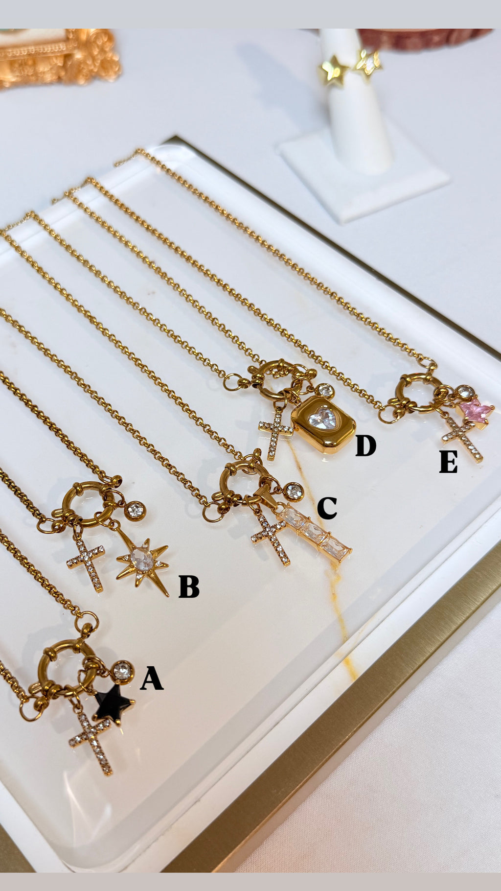 Keyri Necklace- Se venden individuales