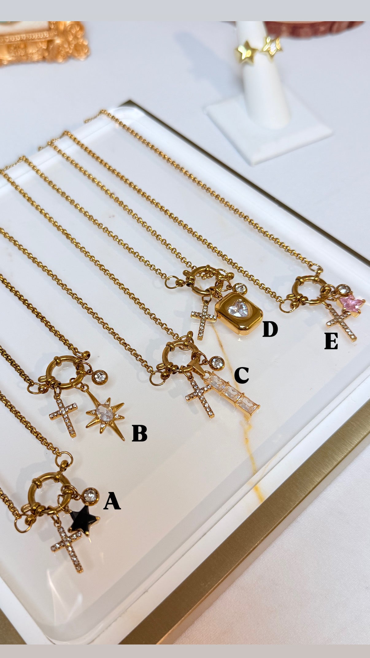 Keyri Necklace- Se venden individuales