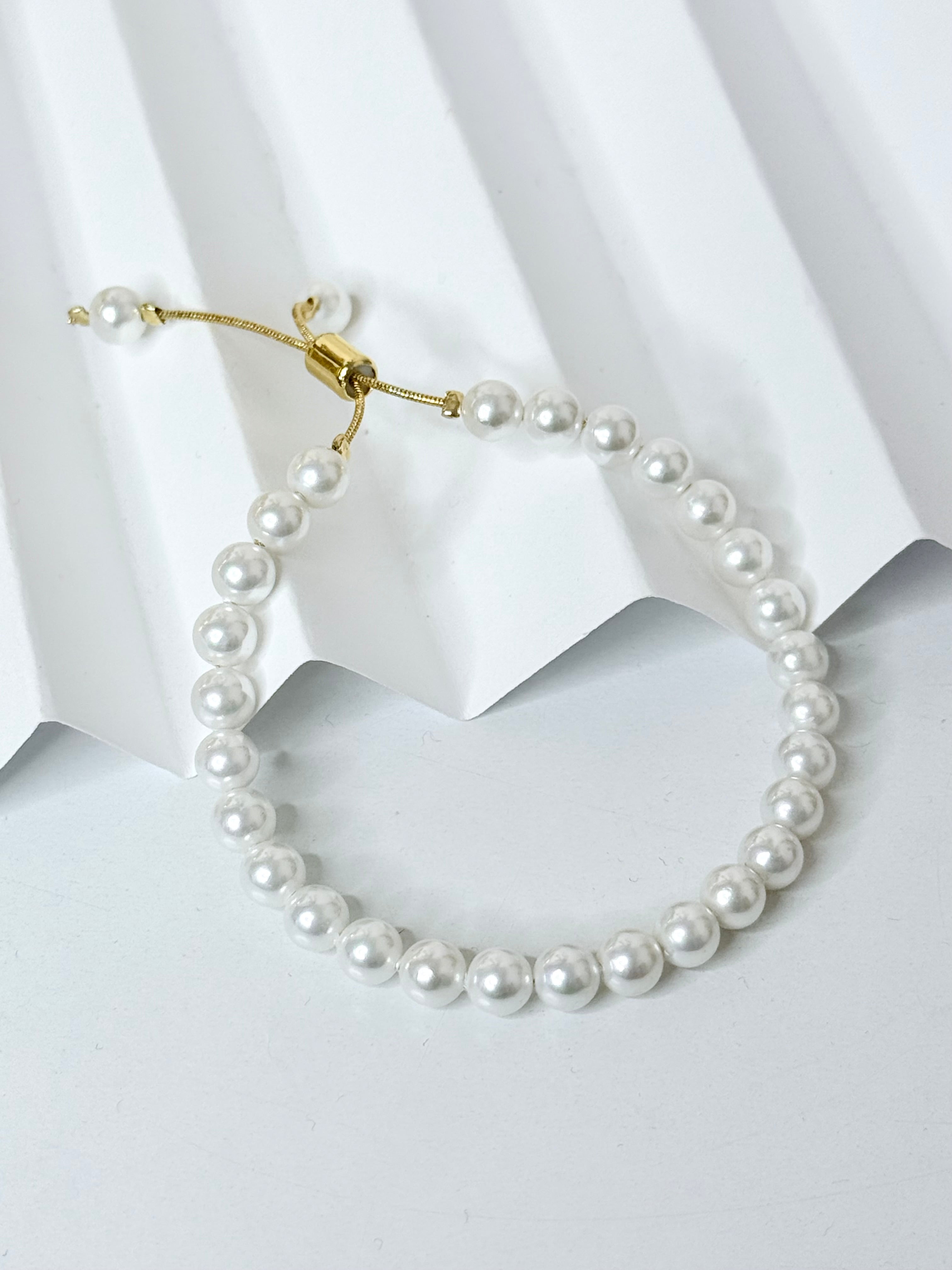 Blanca Pearl Bracelet