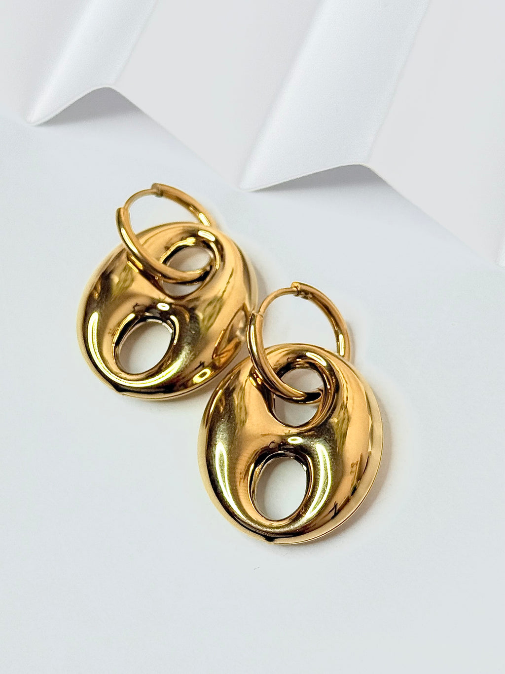 Guczi Chunky Earrings