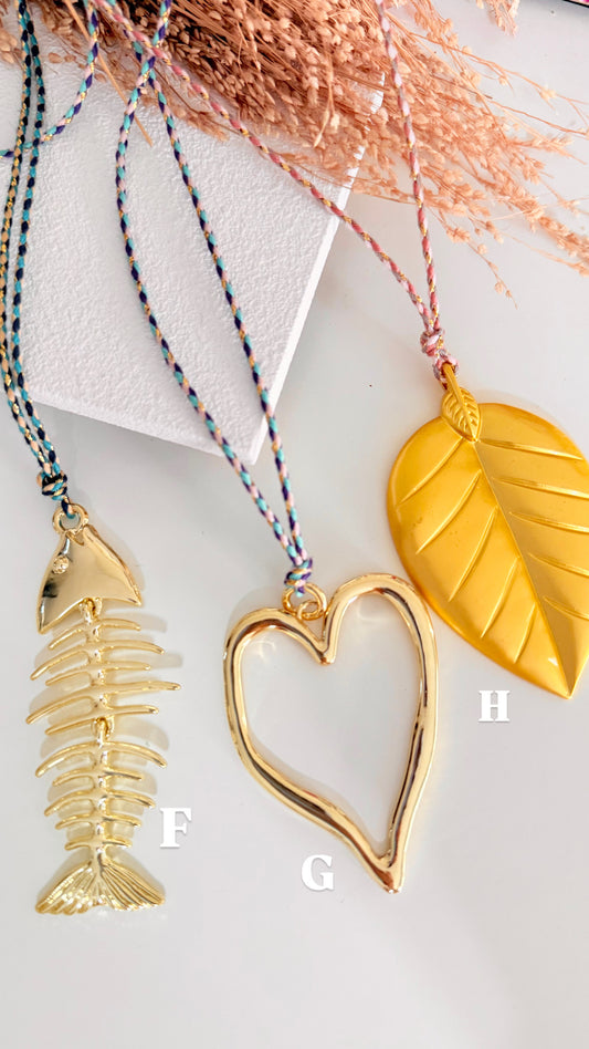 ✨Deal of the Day✨Icacos Necklace