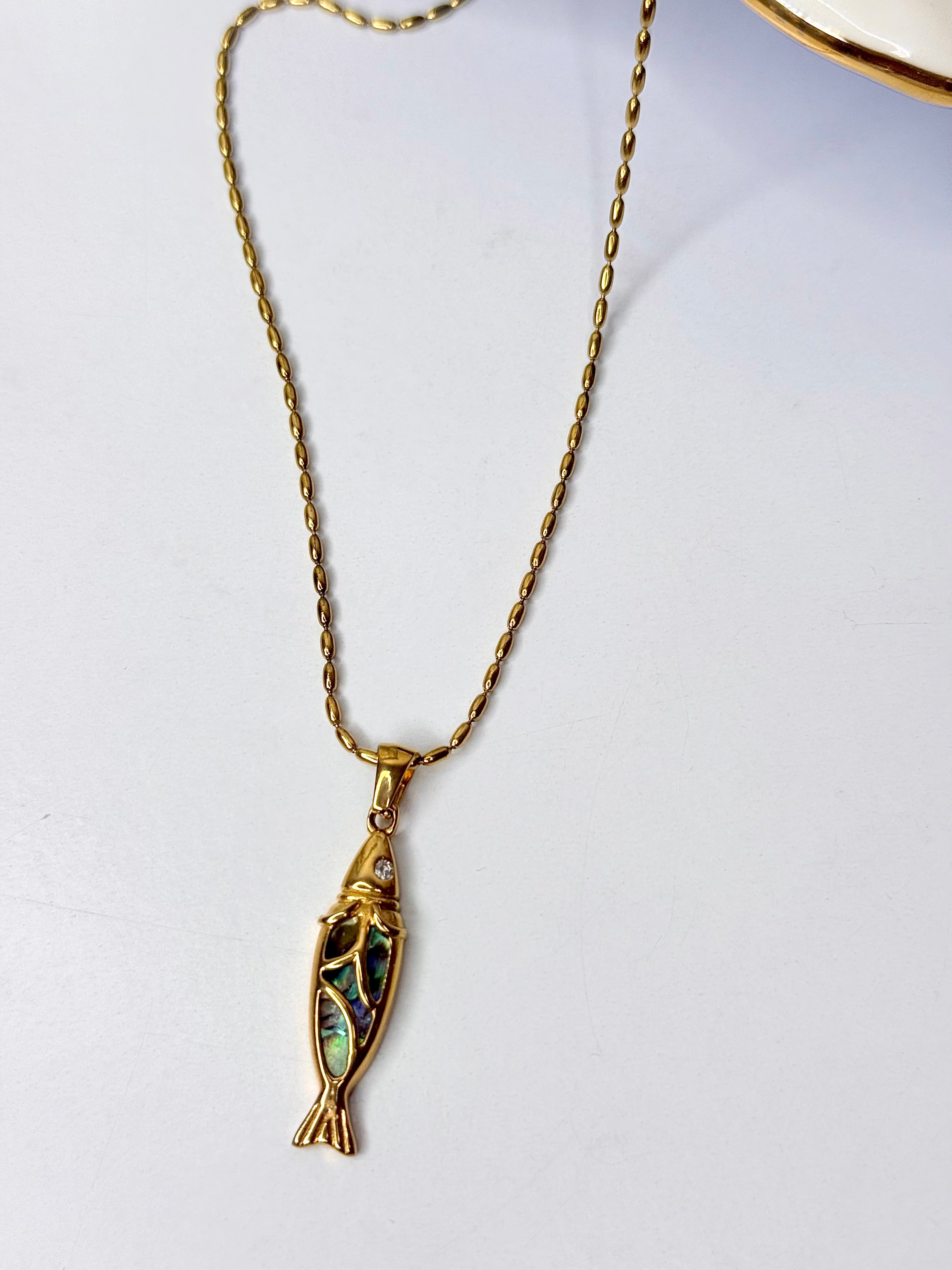 Marmol Fish Necklace