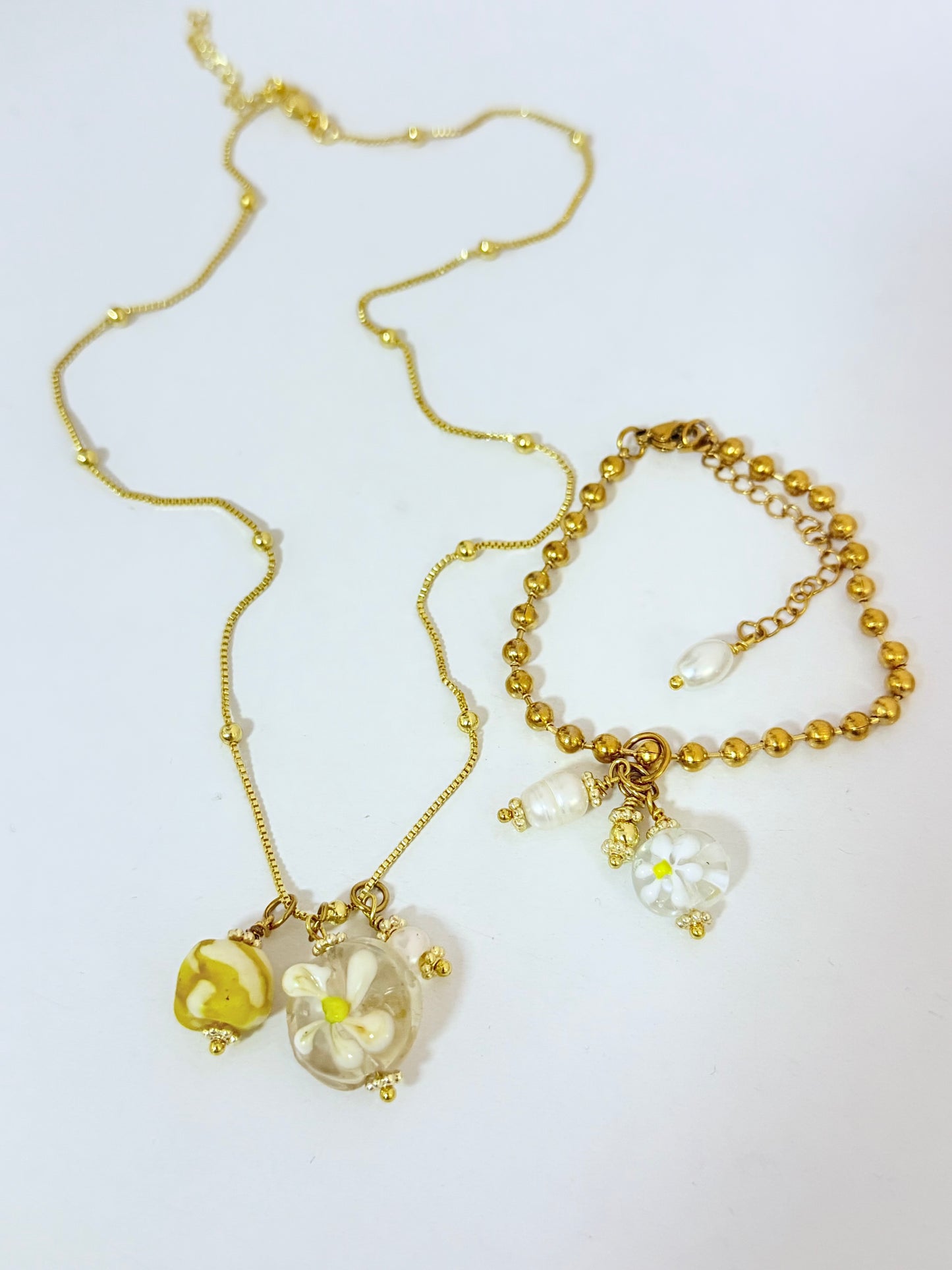 Daisy Set Necklace & Bracelet