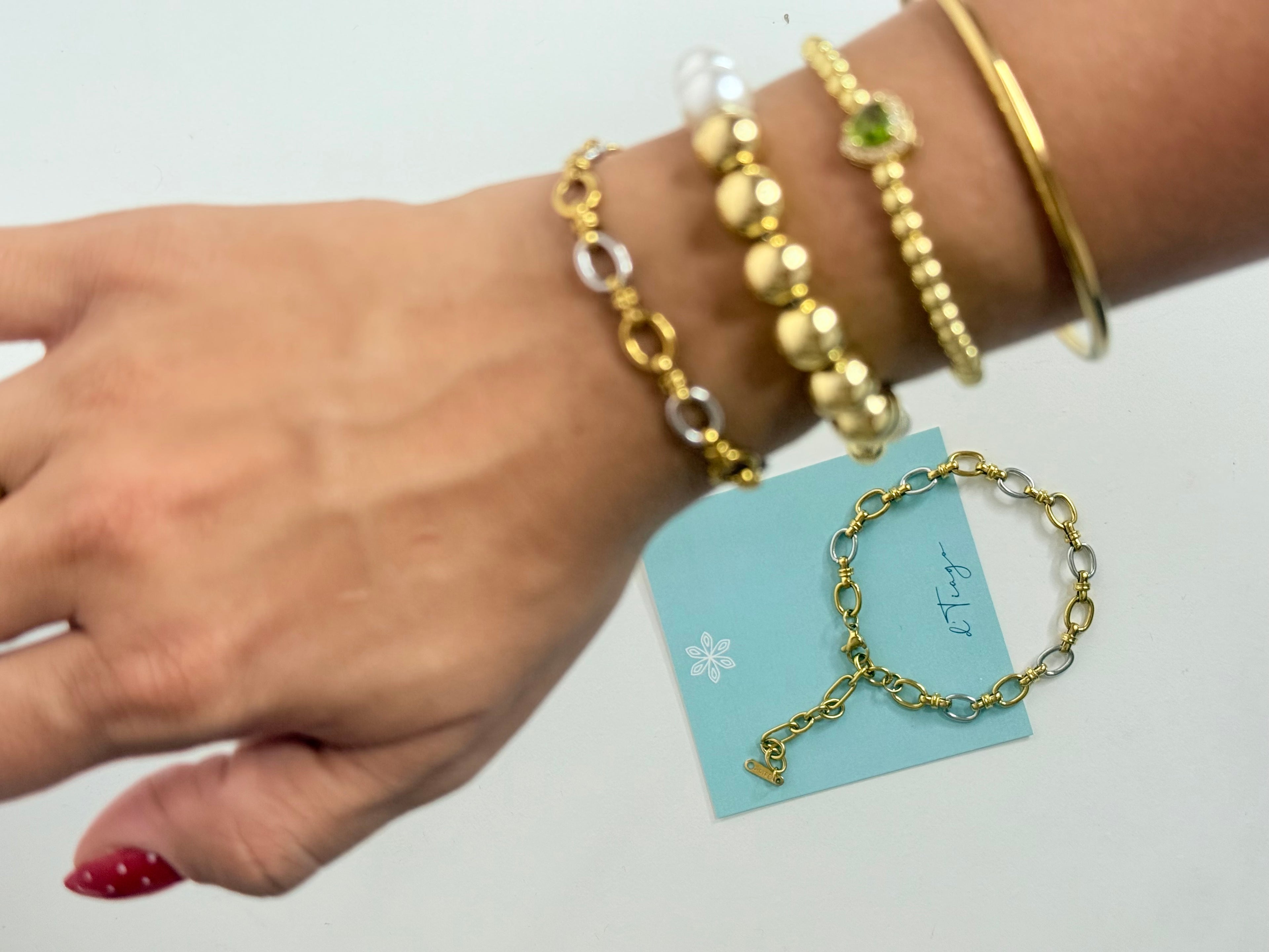 Promo Mayo Free Bracelet- Se aplica automáticamente