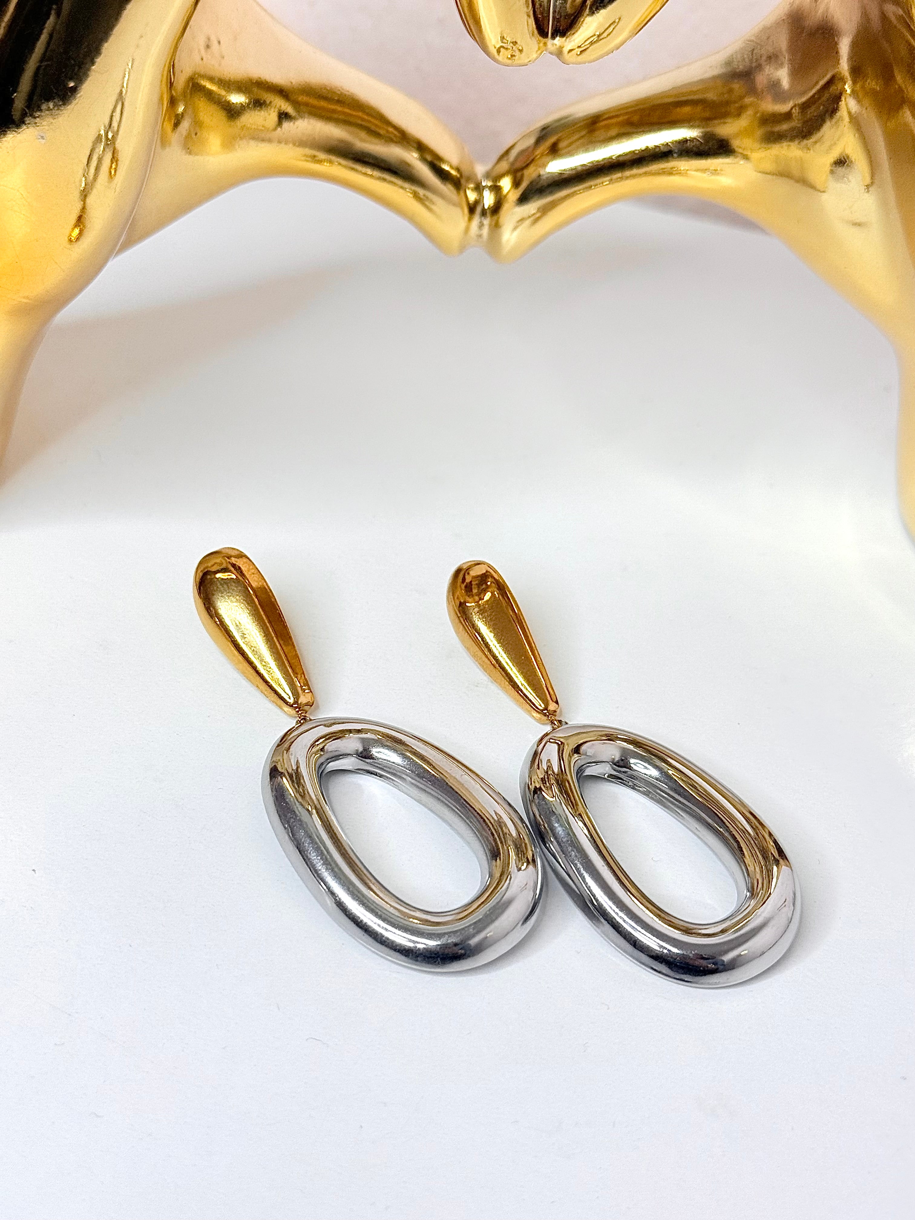 Alicia Dos Tono Big Earrings