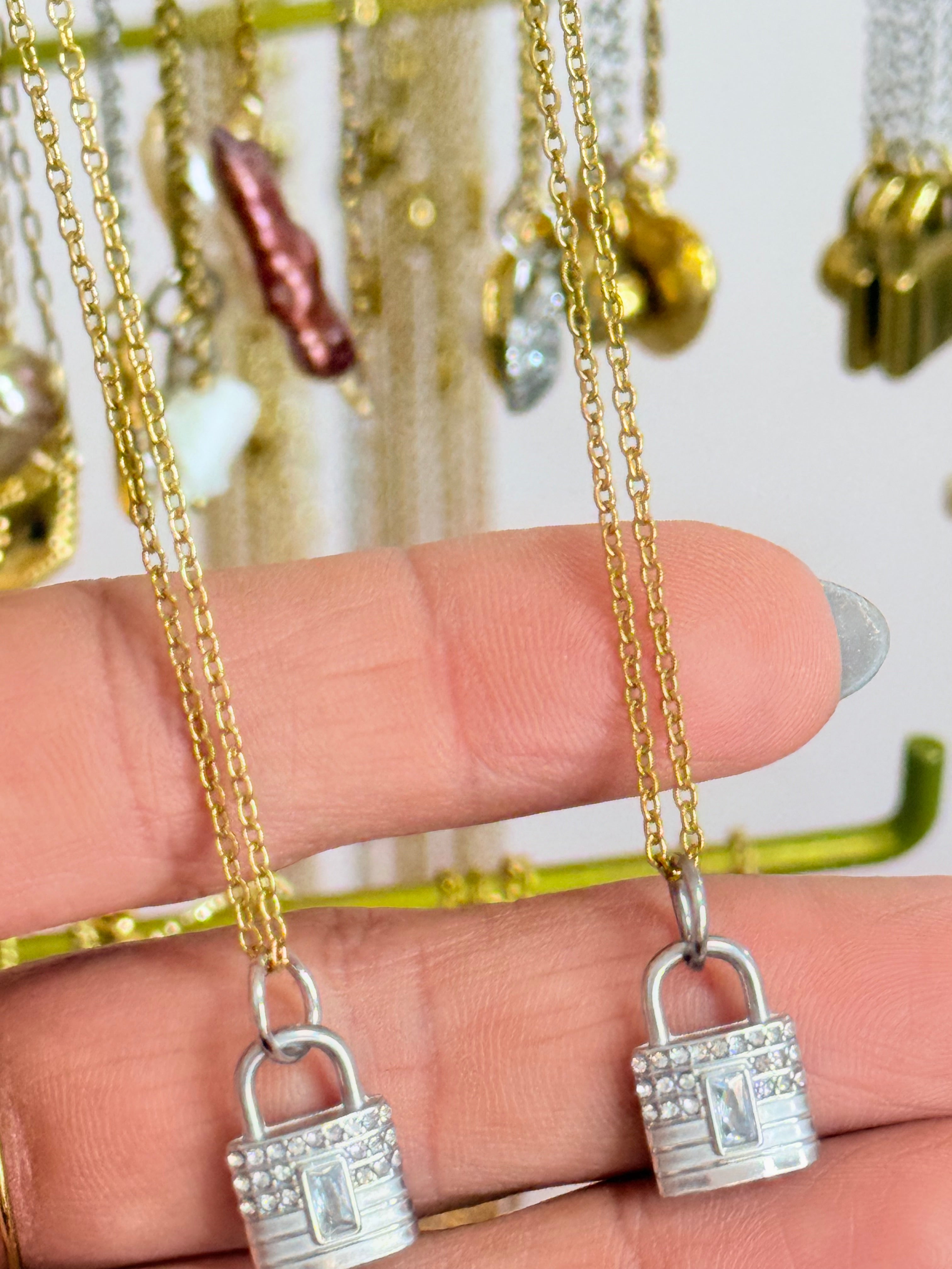 DAS NECKLACE  061