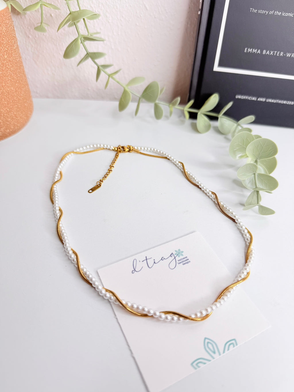 Mariana Pearl & Chain Necklace