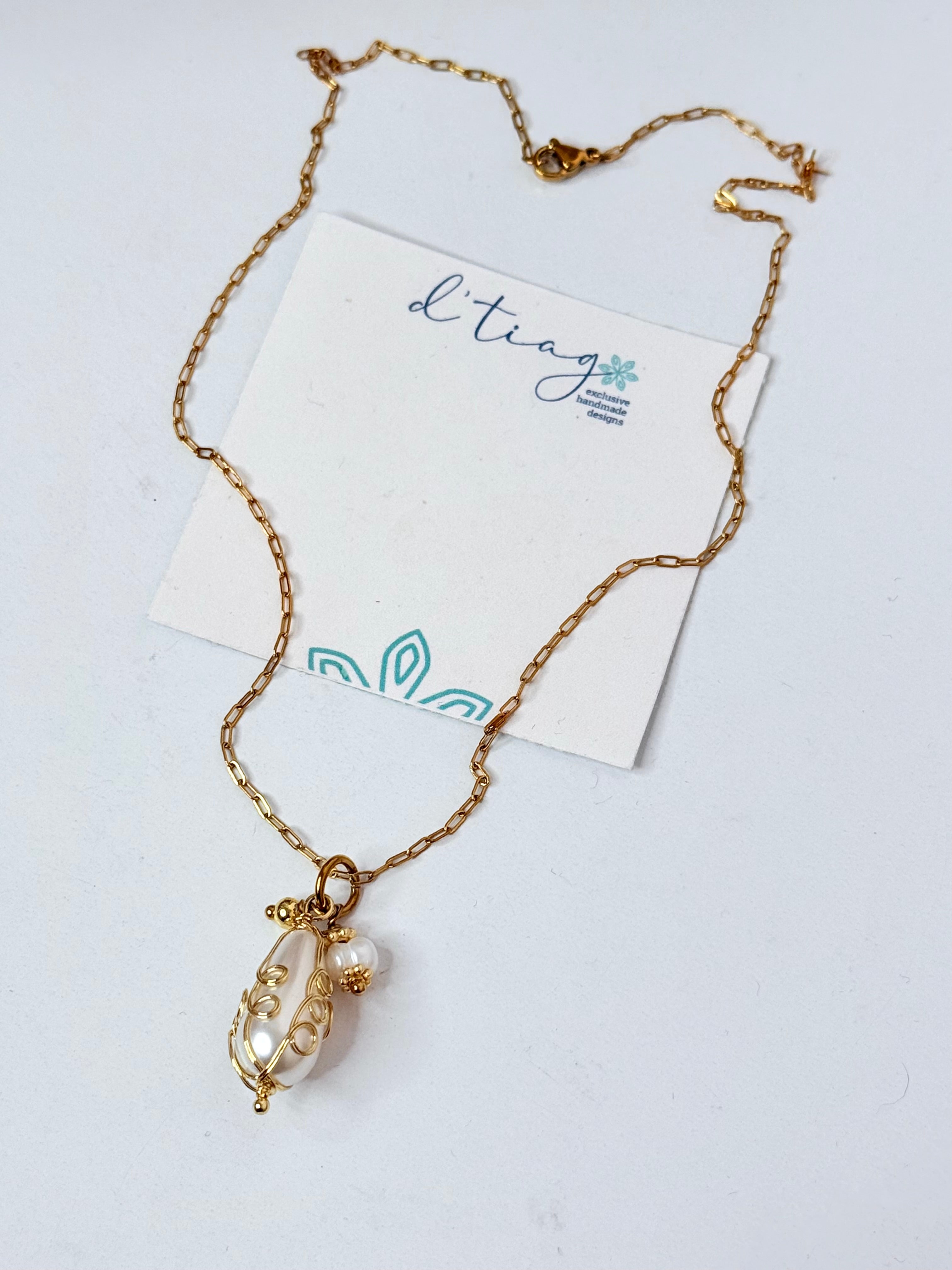 Perlé Necklace