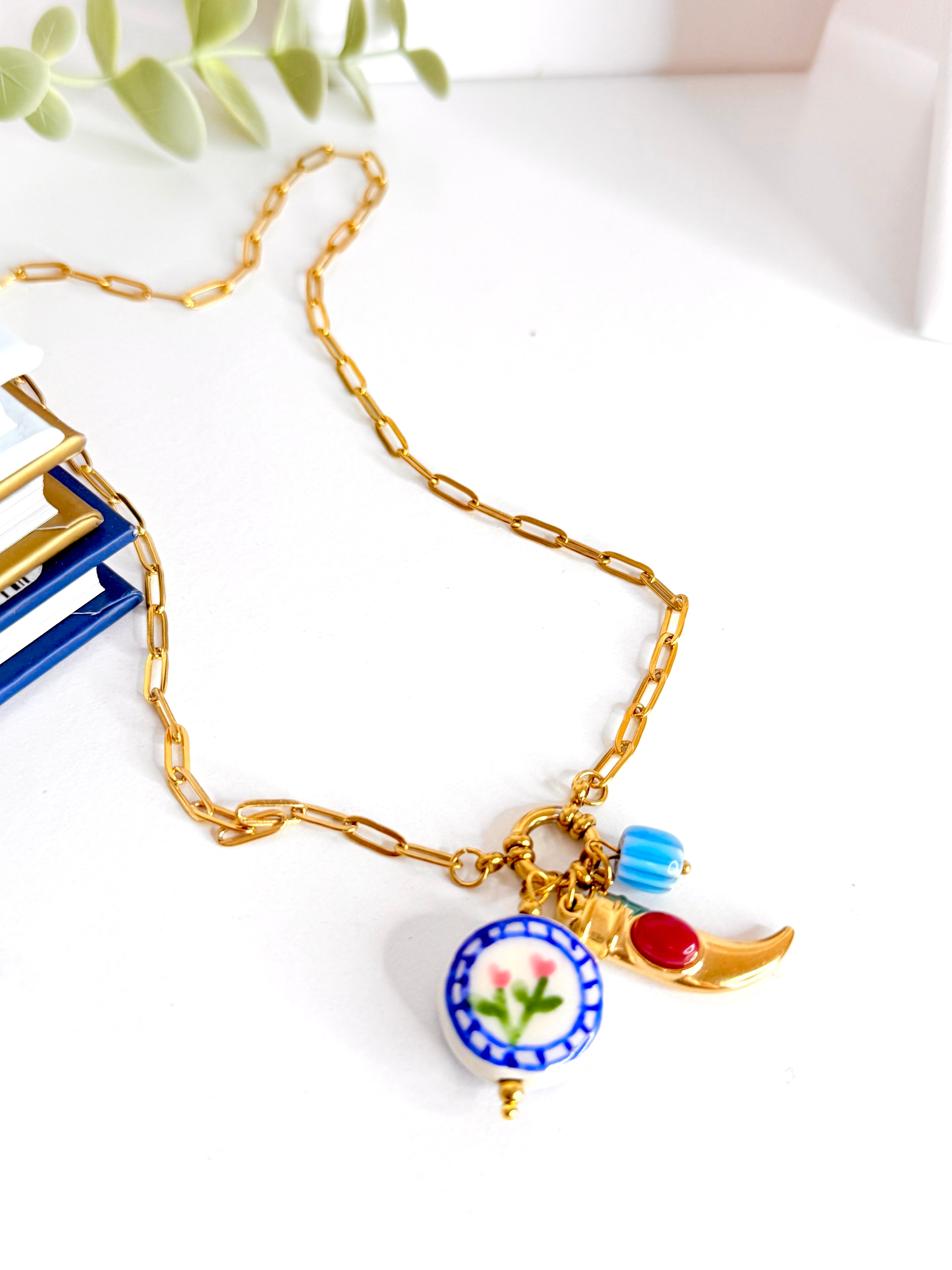 Golden Switch Red Necklace